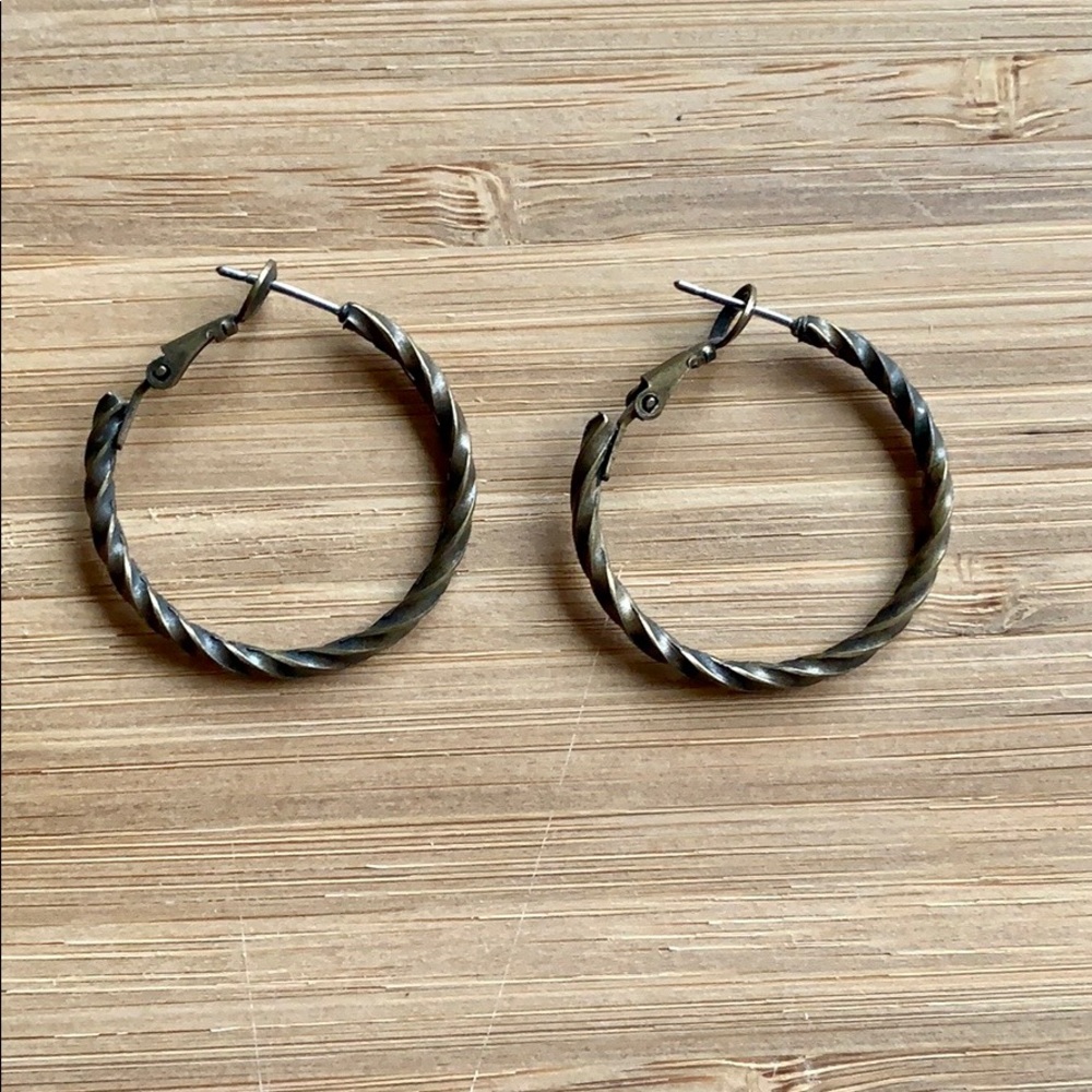 Antique gold hoop earrings w/ spiral twist design